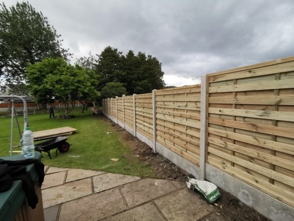 fencing contractor